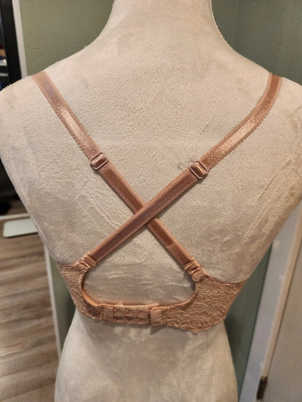 New Victoria's Secret Bra
